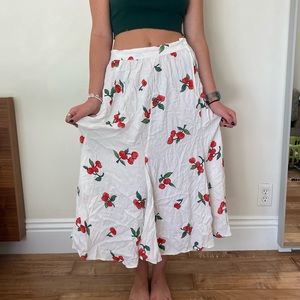 Cherry midi skirt 🍒